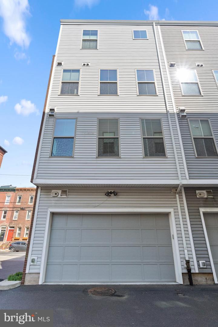 1424 S 4th St