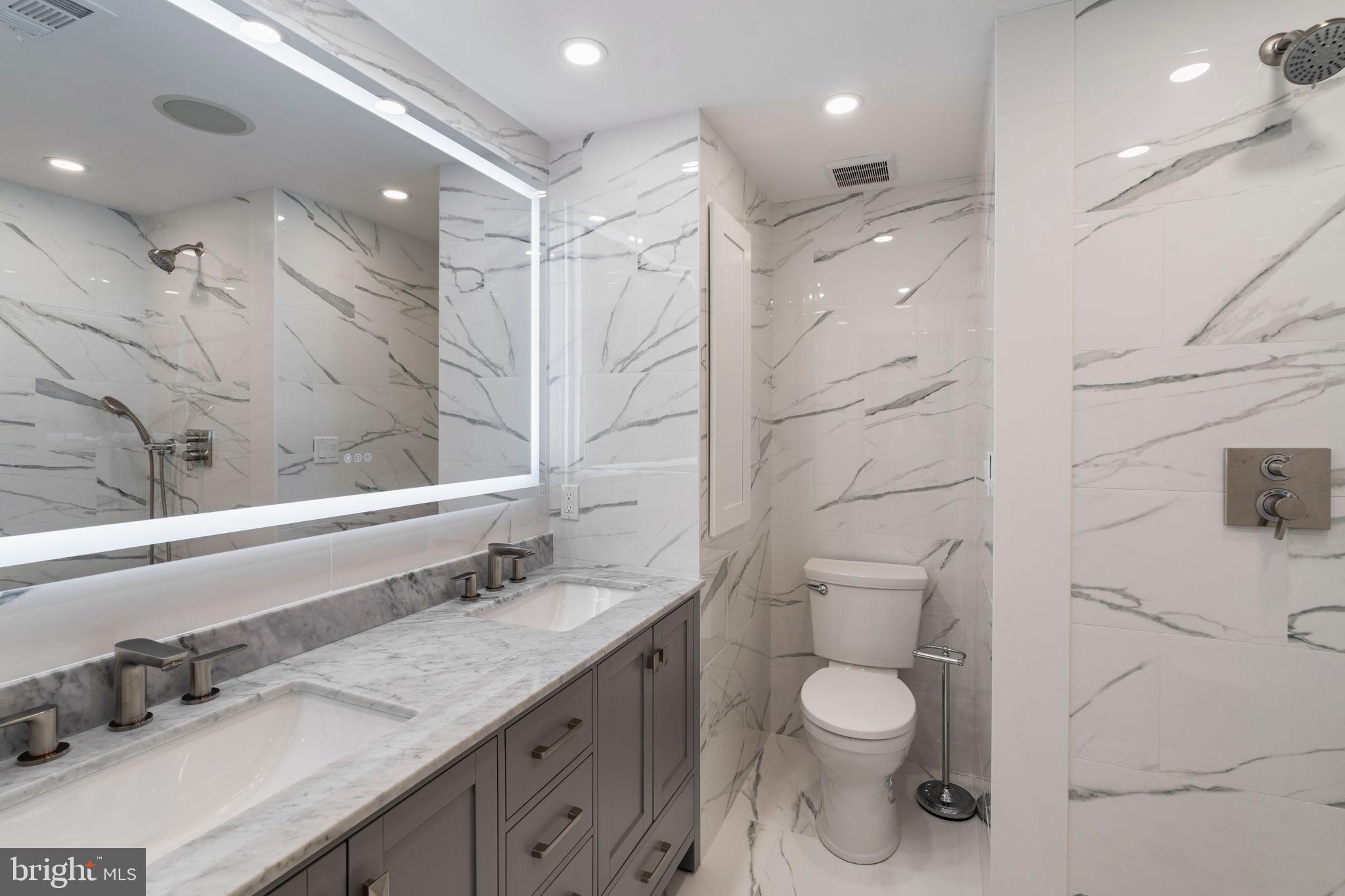 2036 RITTENHOUSE SQUARE