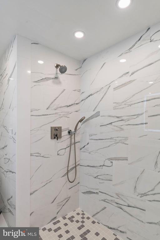 2036 RITTENHOUSE SQUARE