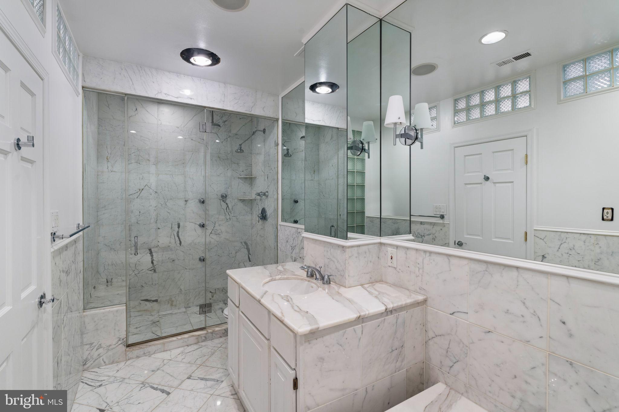 2036 RITTENHOUSE SQUARE