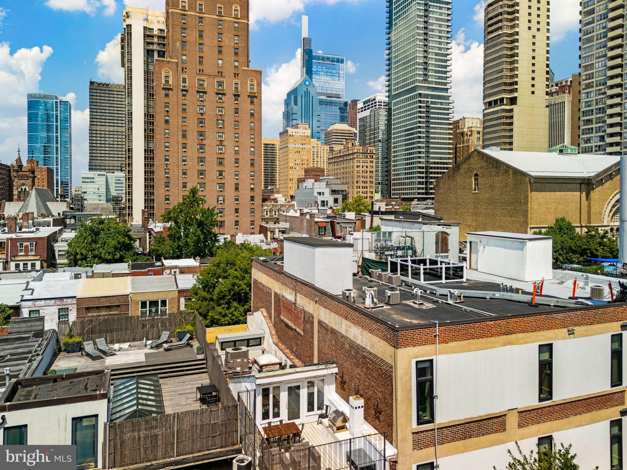 2036 RITTENHOUSE SQUARE