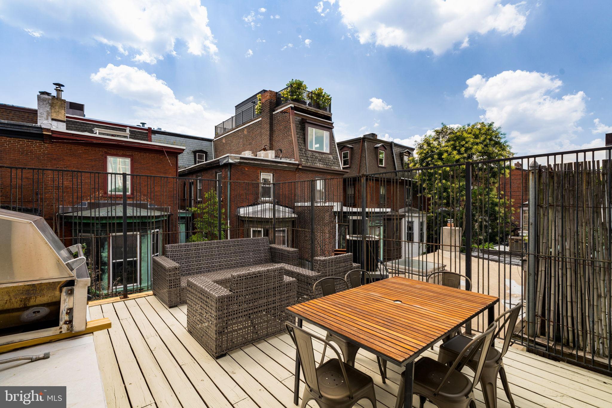 2036 RITTENHOUSE SQUARE