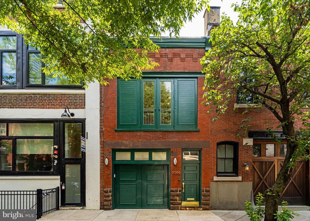 2036 RITTENHOUSE SQUARE