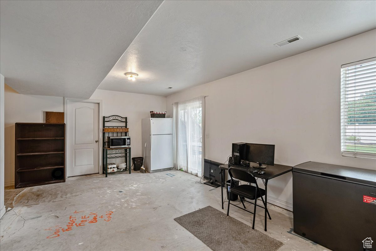 1684 FARM MEADOW RD