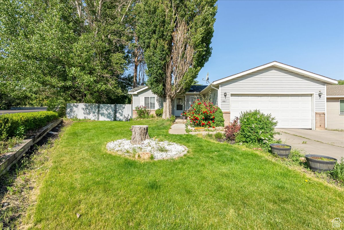 1687 KYLEE LN