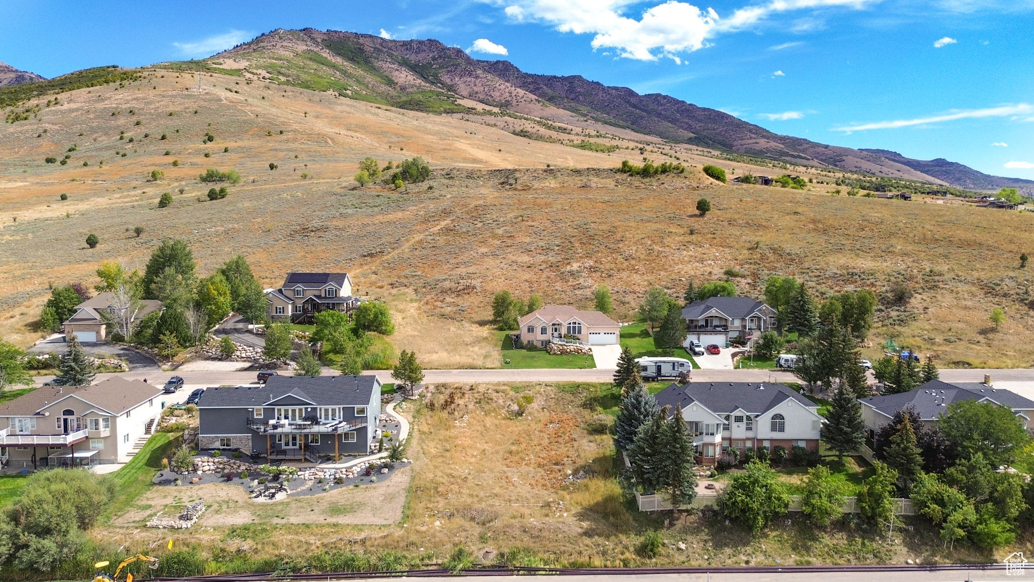 4133 N WOLF RIDGE CIR Unit: 10