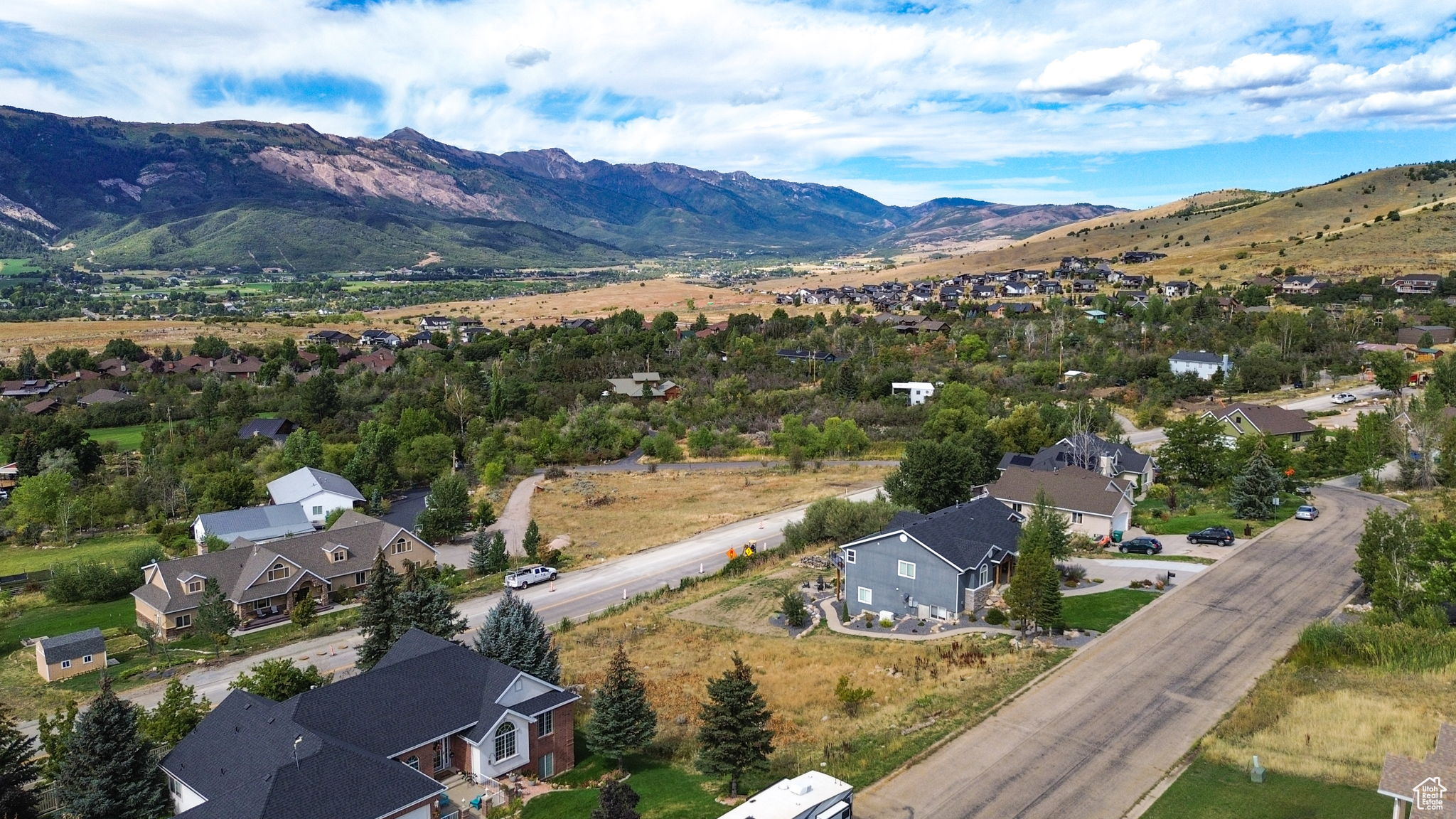 4133 N WOLF RIDGE CIR Unit: 10