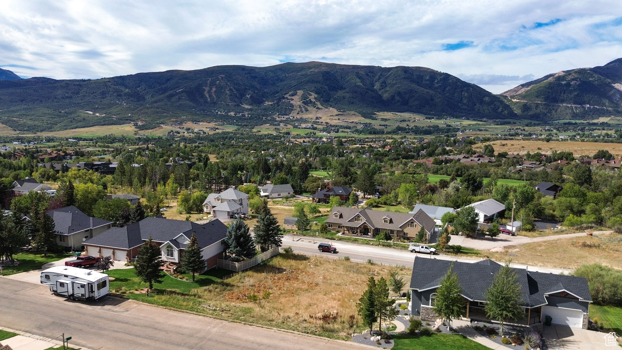 4133 N WOLF RIDGE CIR Unit: 10