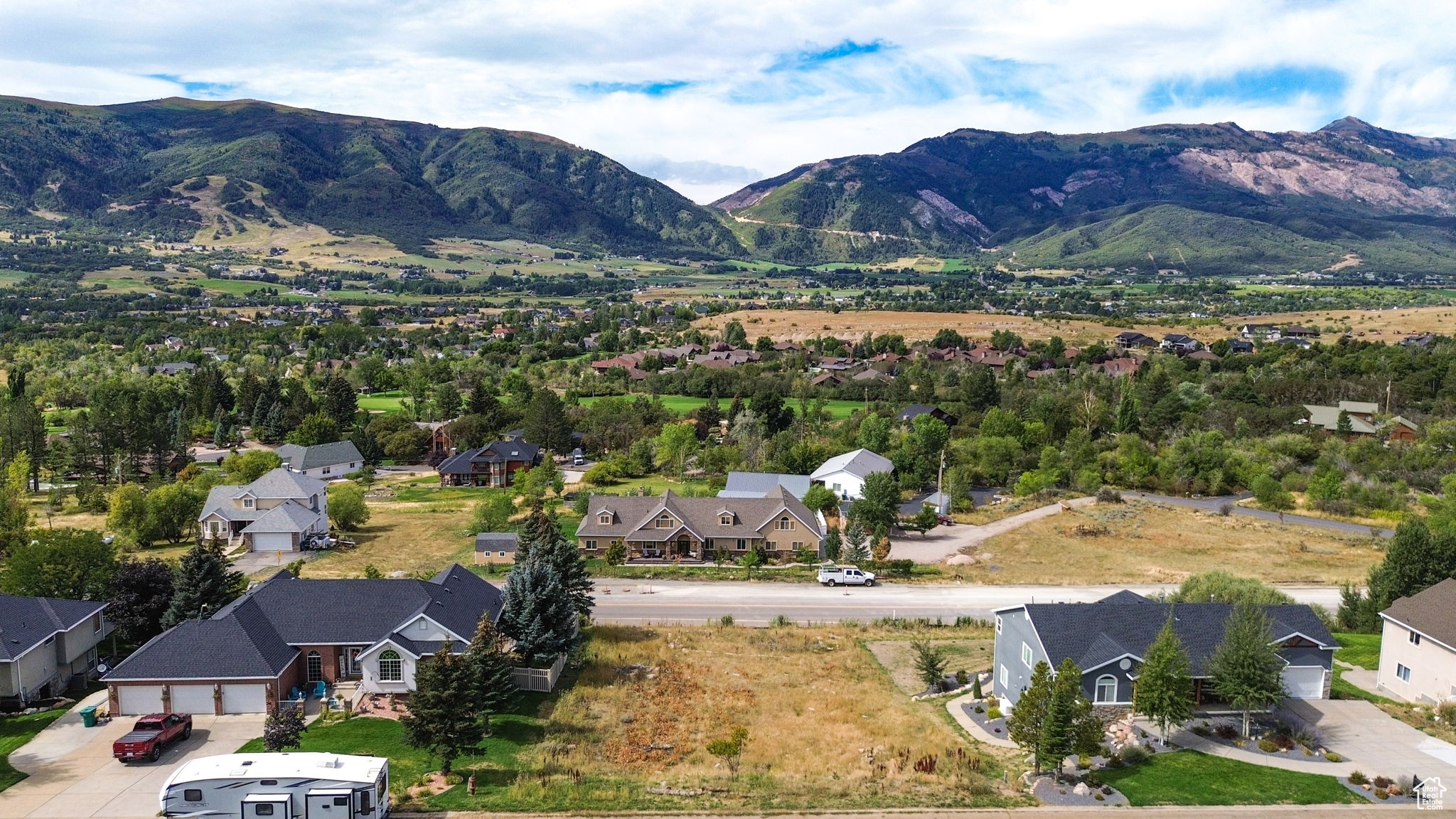 4133 N WOLF RIDGE CIR Unit: 10