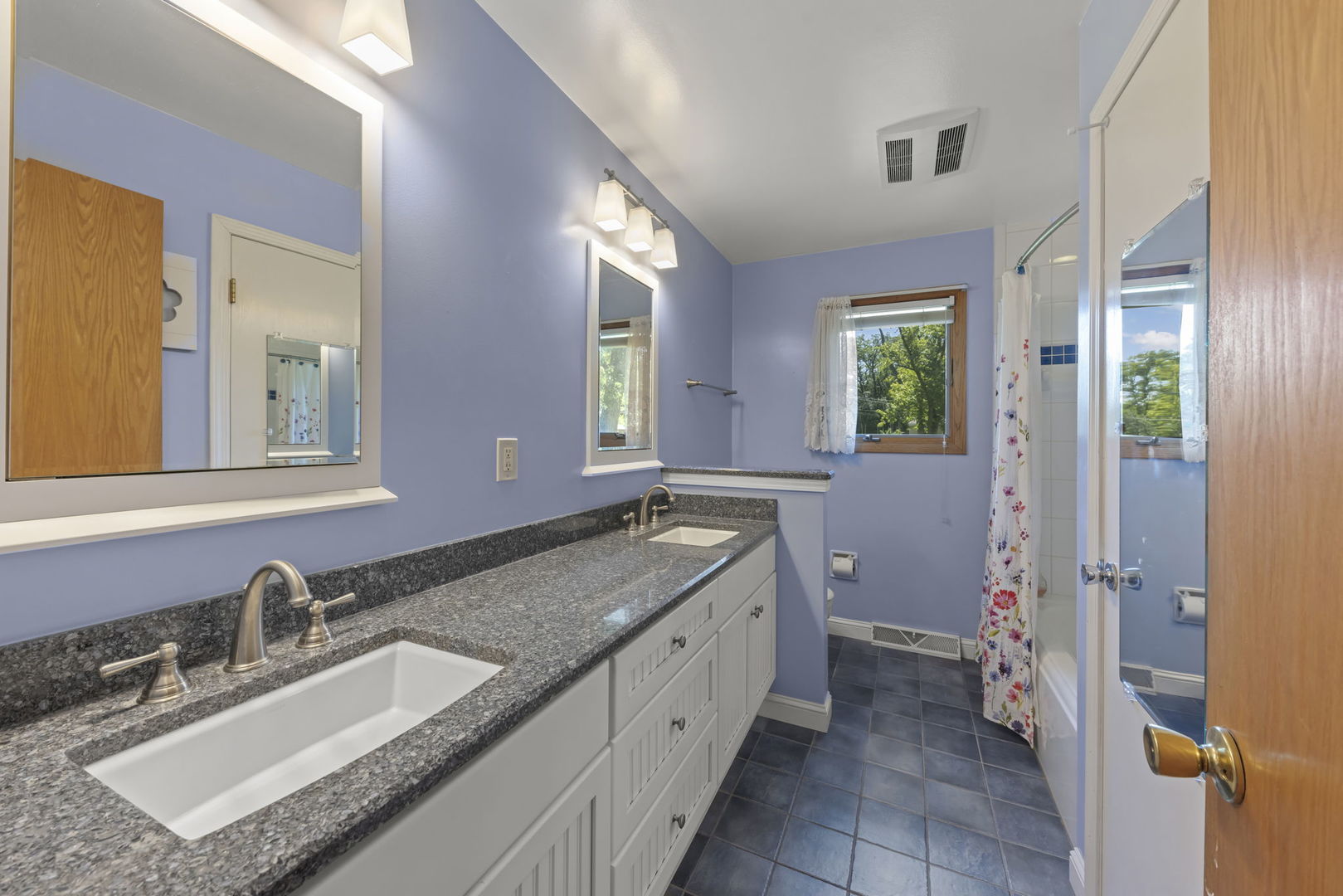 16401 Leslie Ann Drive