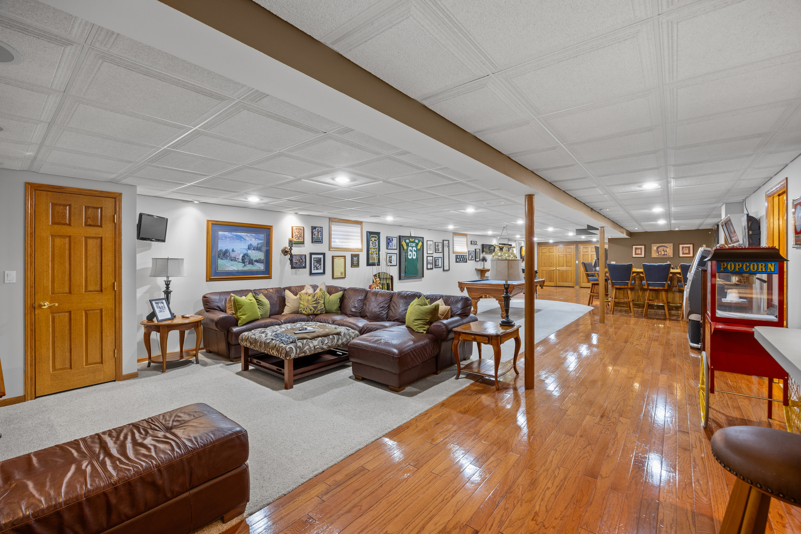 17131 Warbler Lane