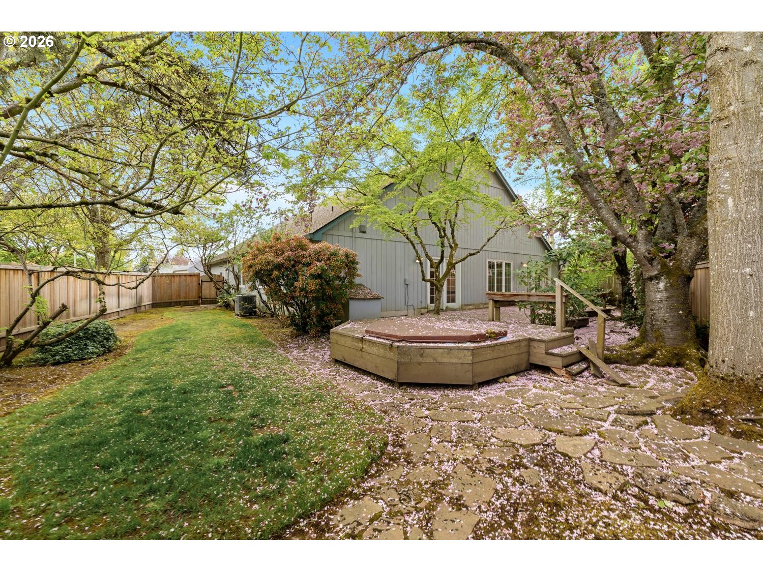 2016 SE 158TH LOOP