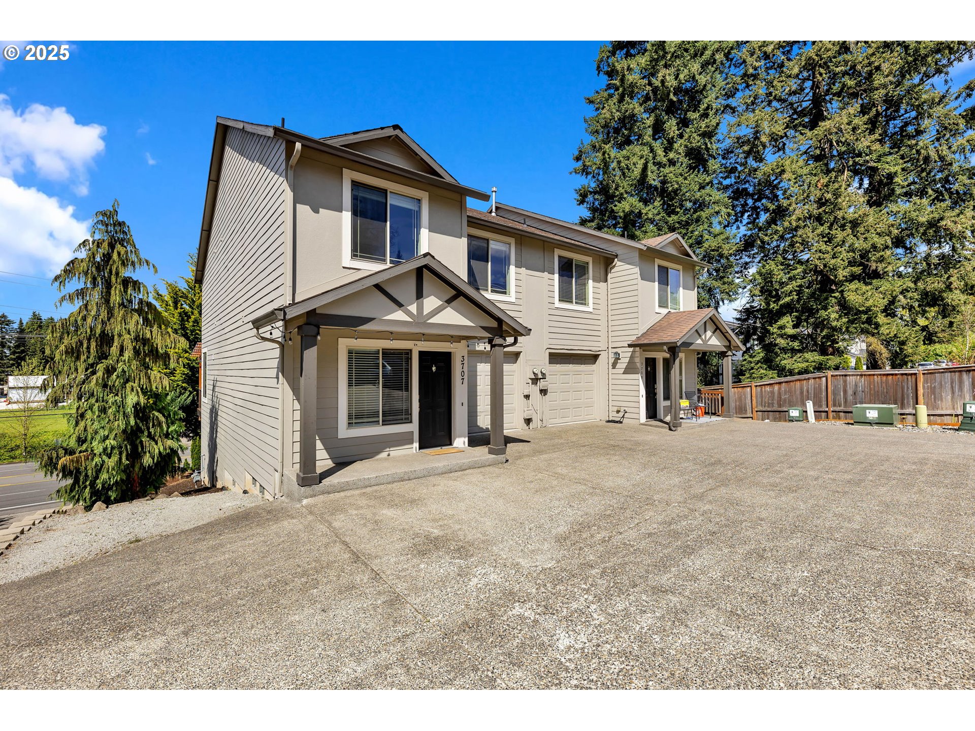 3707 NE MINNEHAHA ST