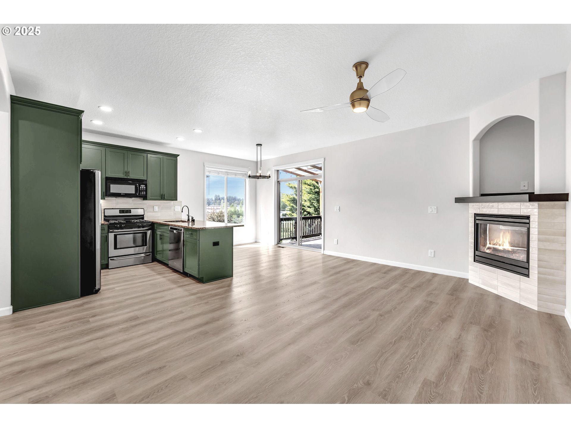 3707 NE MINNEHAHA ST