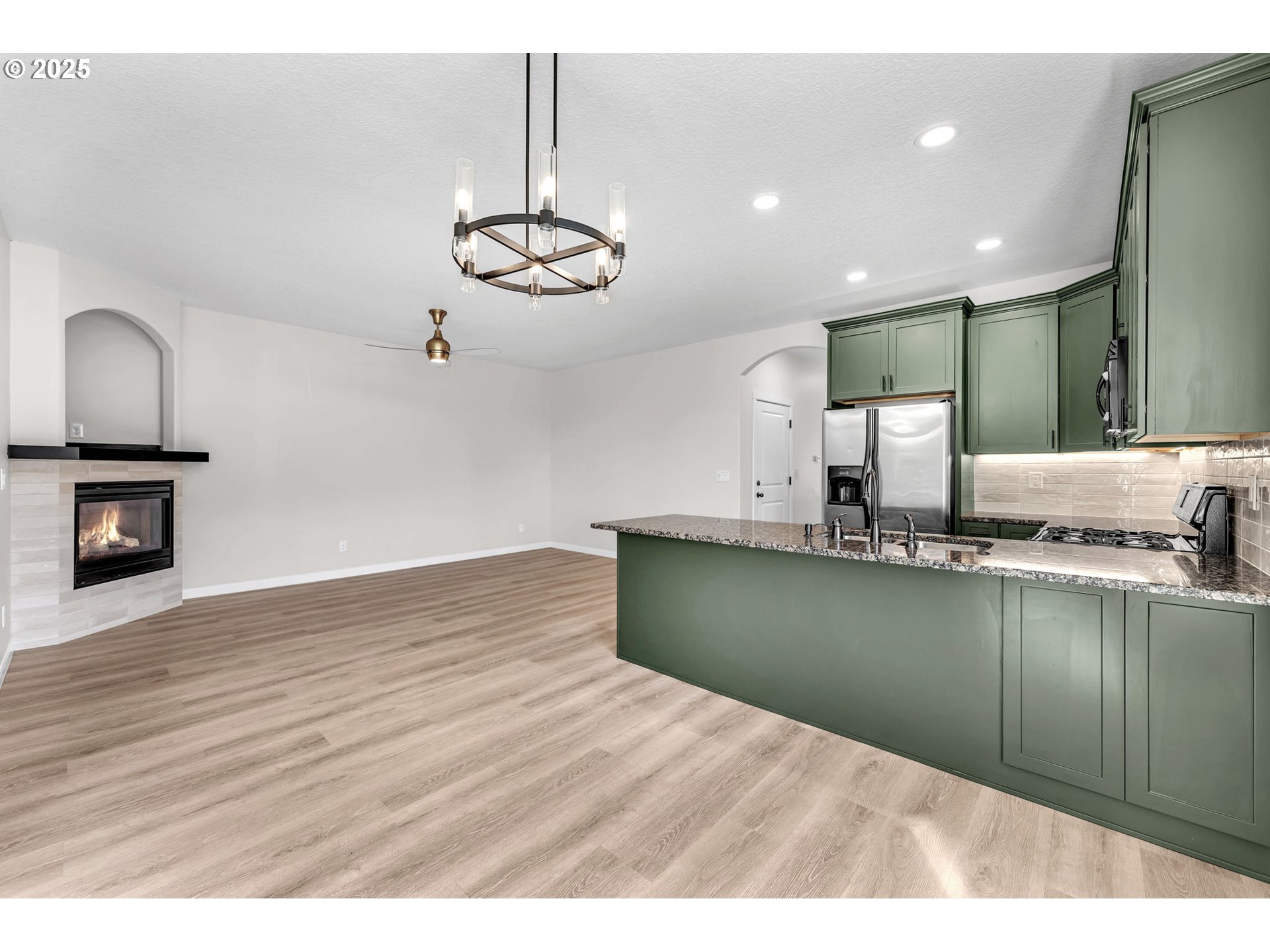 3707 NE MINNEHAHA ST