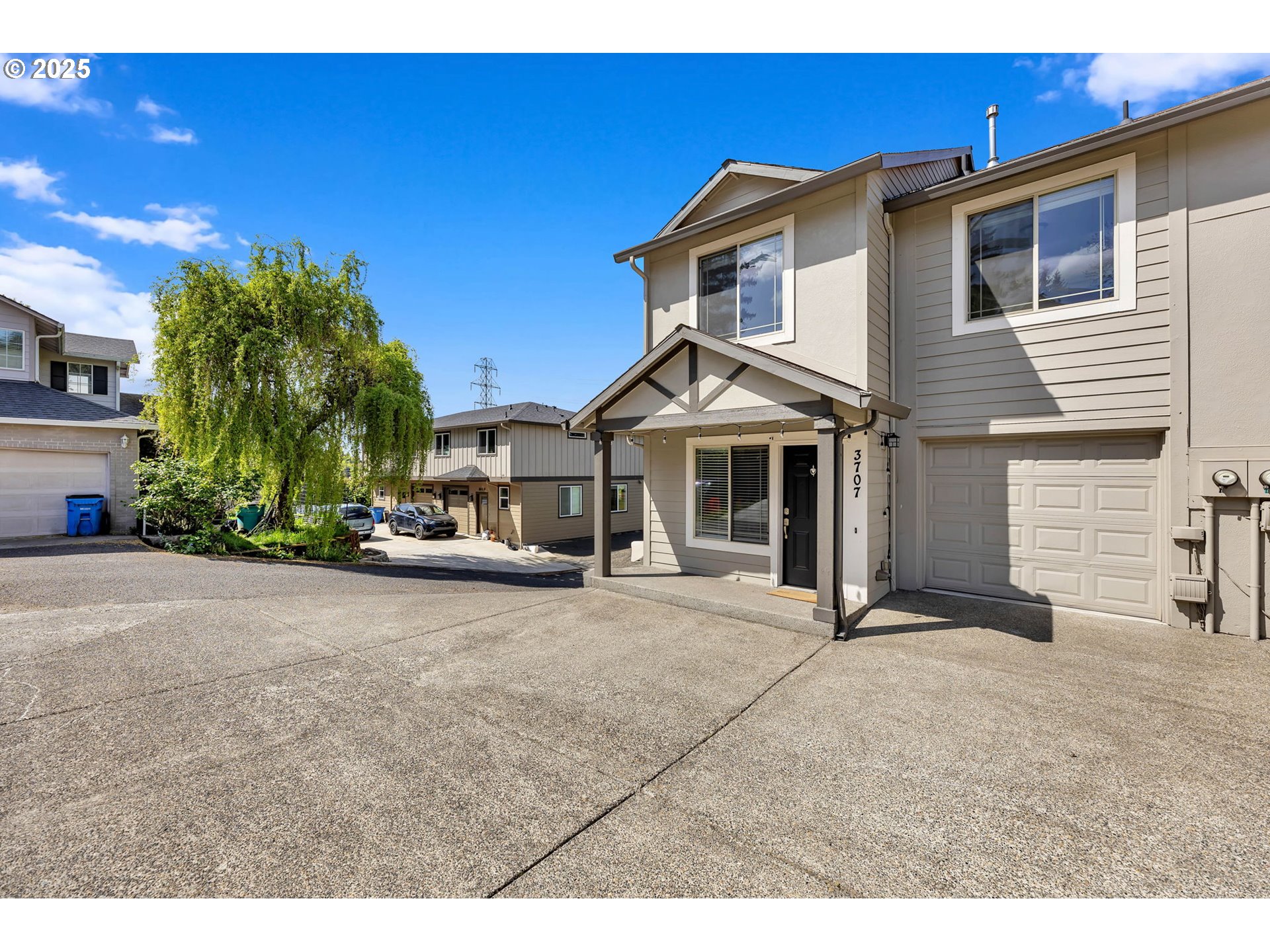 3707 NE MINNEHAHA ST