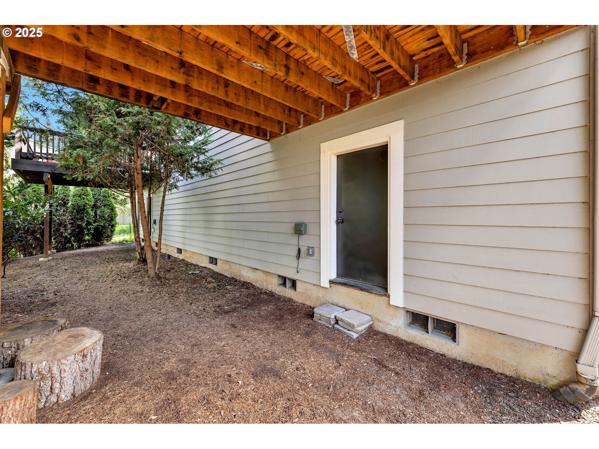 3707 NE MINNEHAHA ST