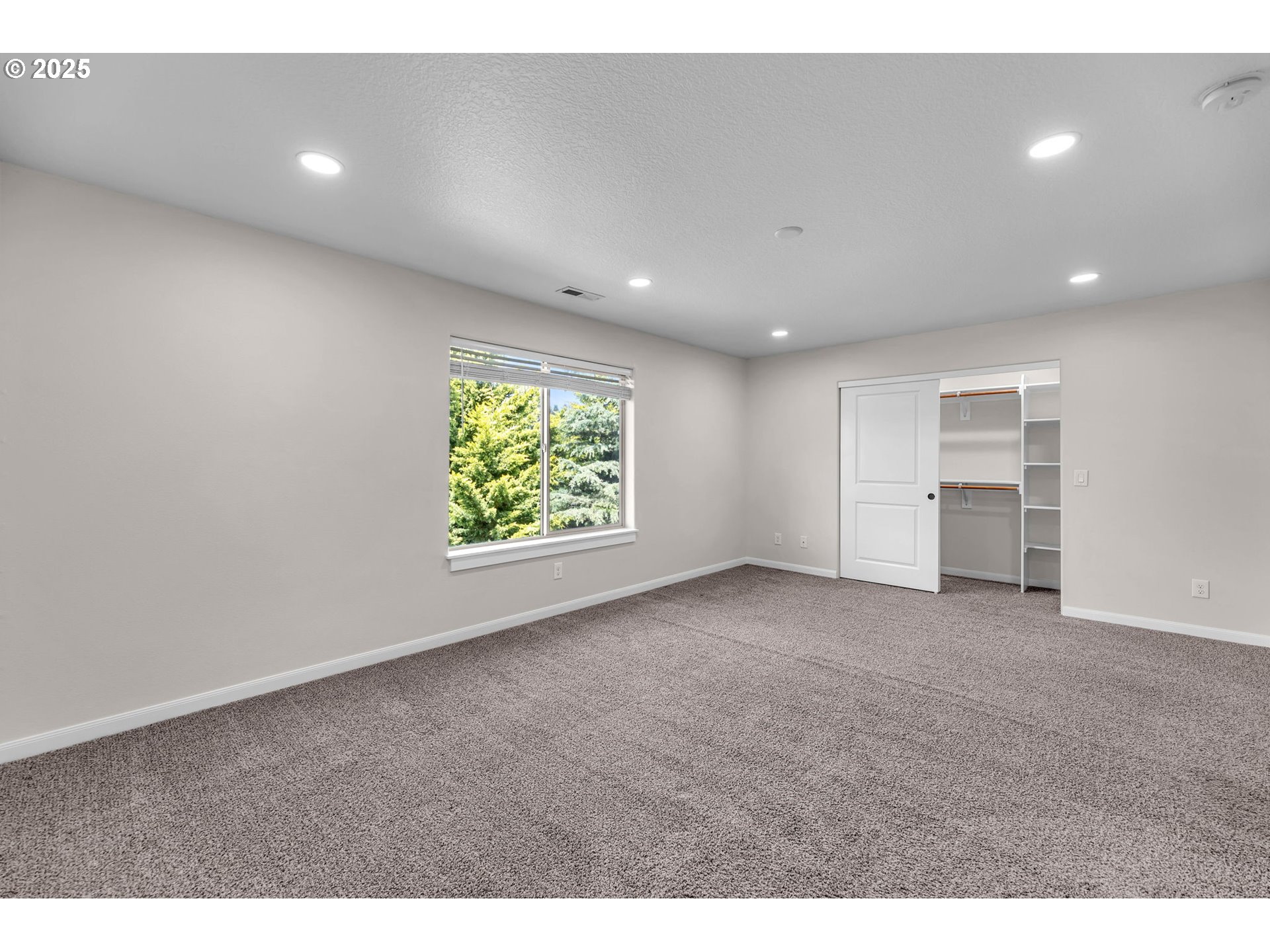 3707 NE MINNEHAHA ST