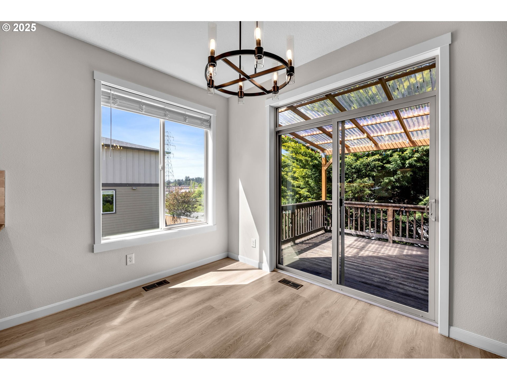 3707 NE MINNEHAHA ST