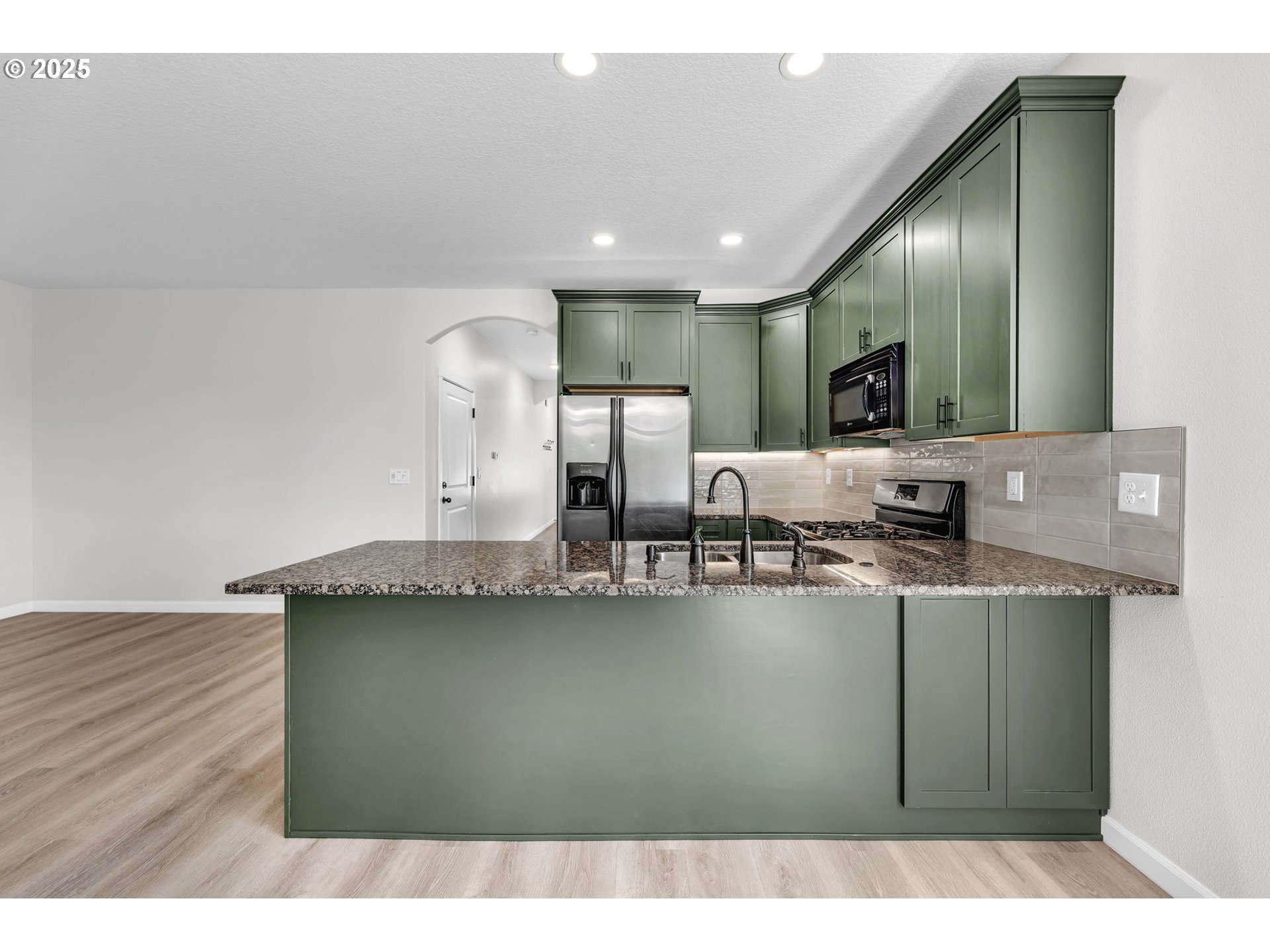 3707 NE MINNEHAHA ST