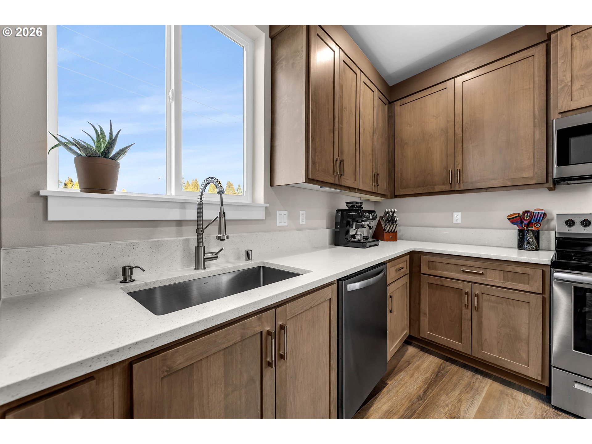 3611 NE MINNEHAHA ST