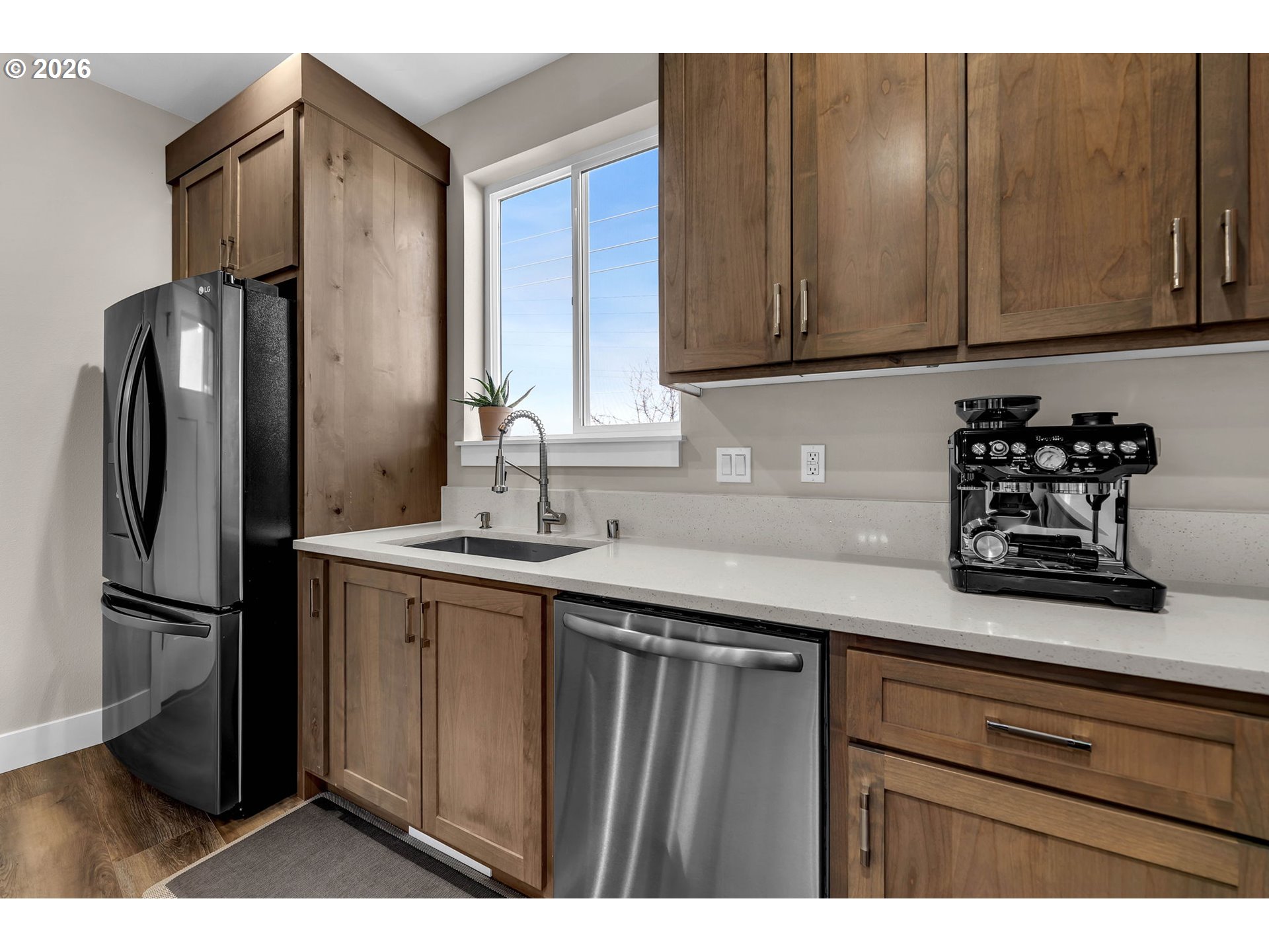 3611 NE MINNEHAHA ST