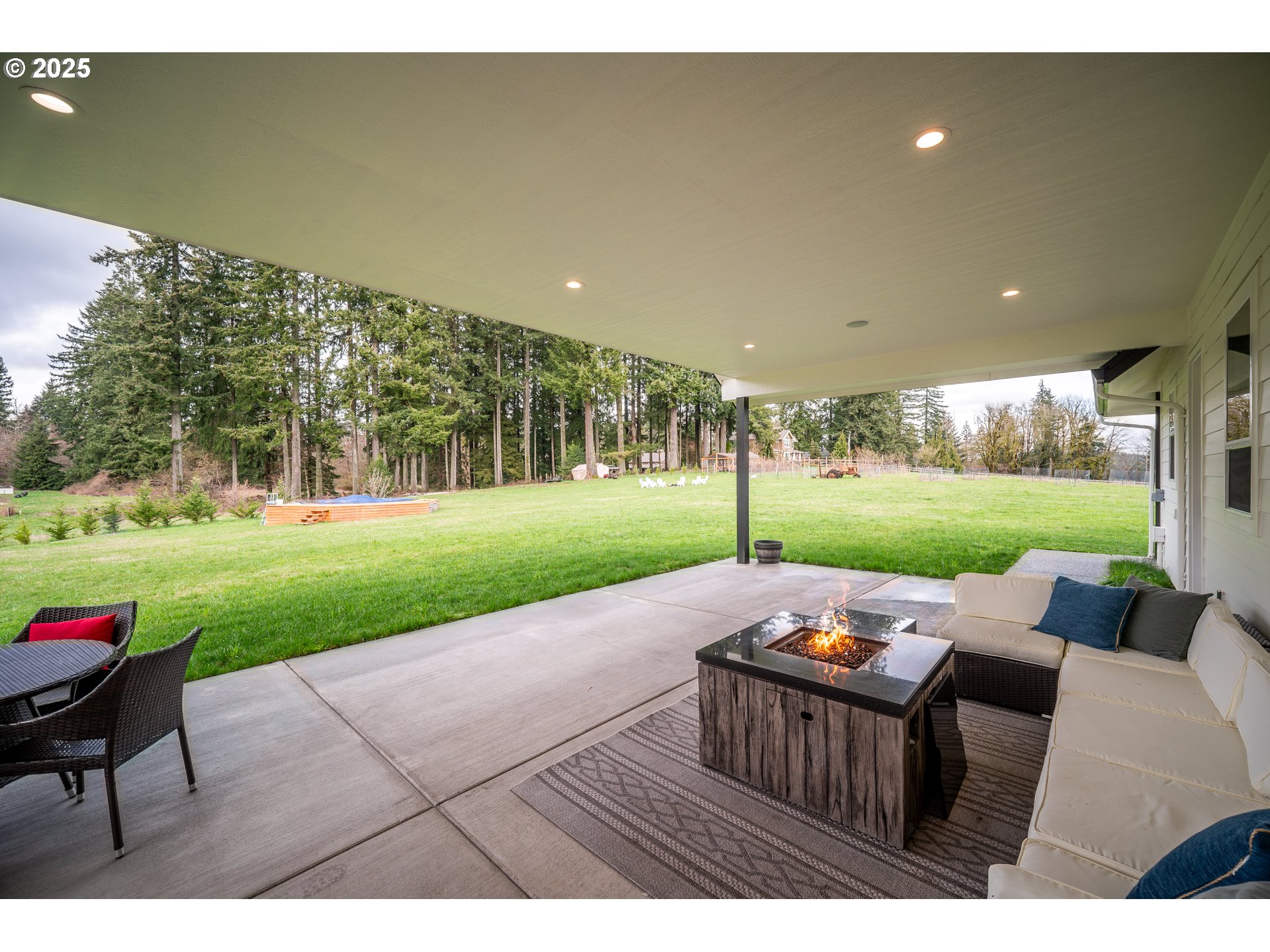 13712 NE GRANTHAM RD