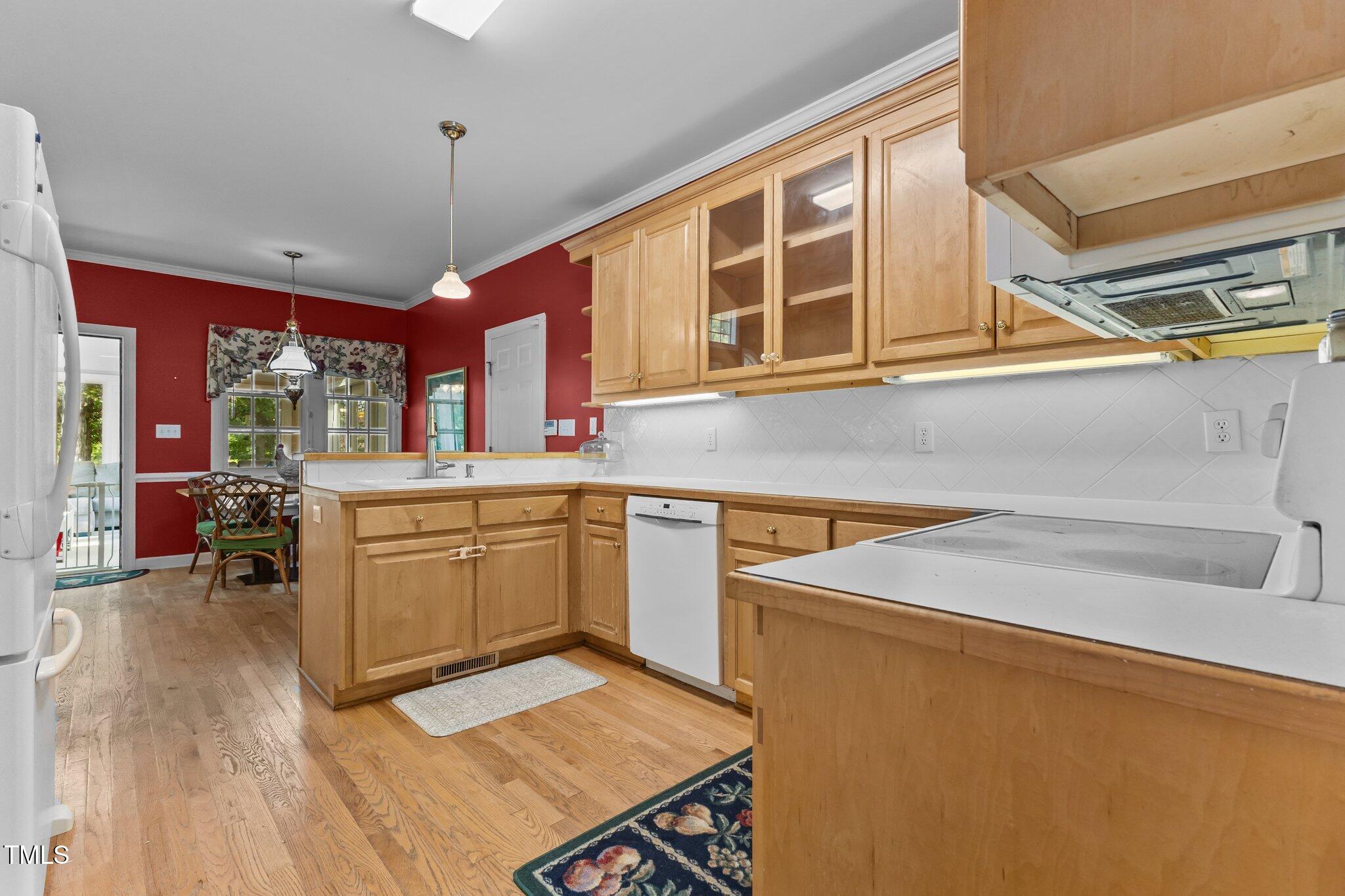 104 Crossway Lane