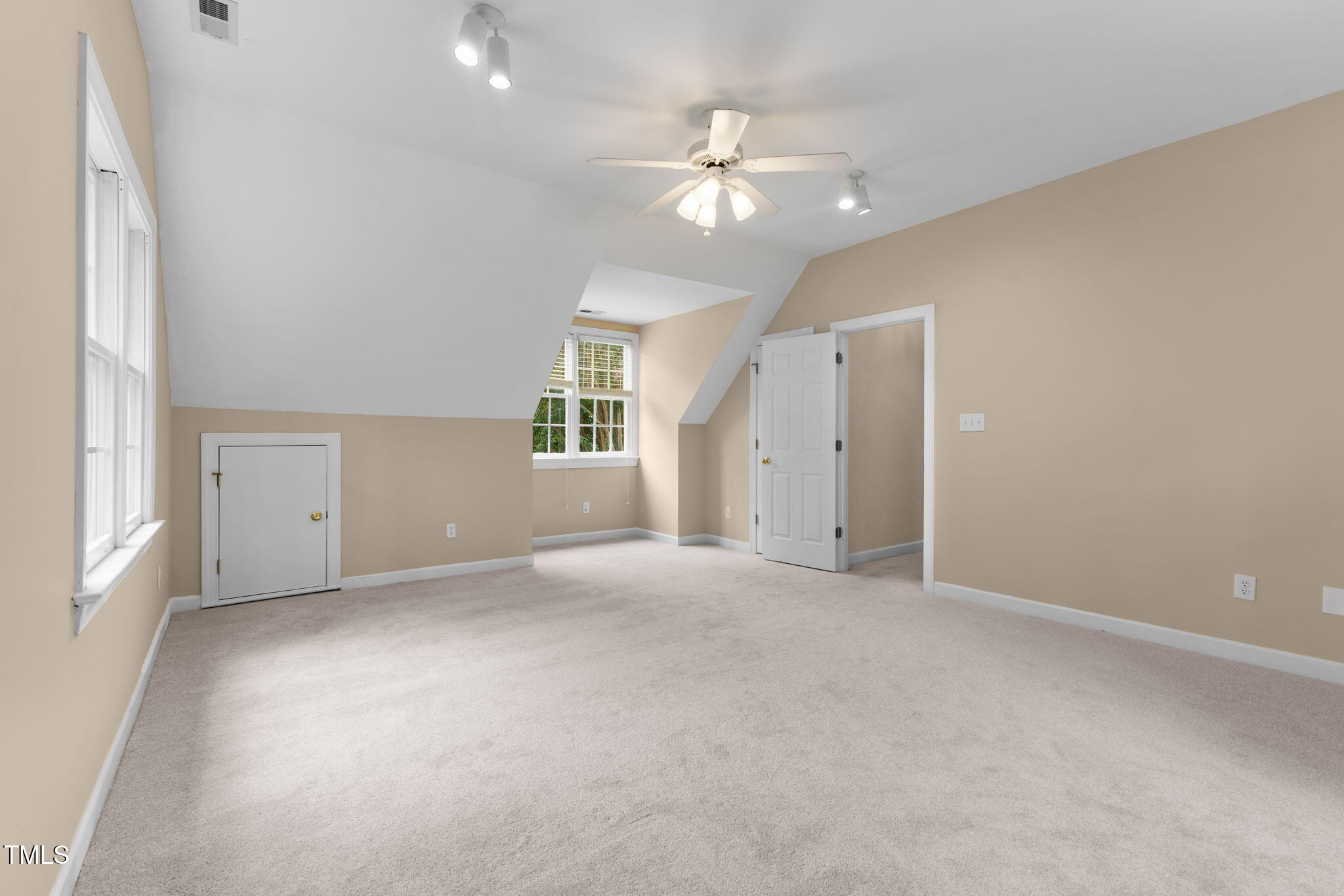 104 Crossway Lane
