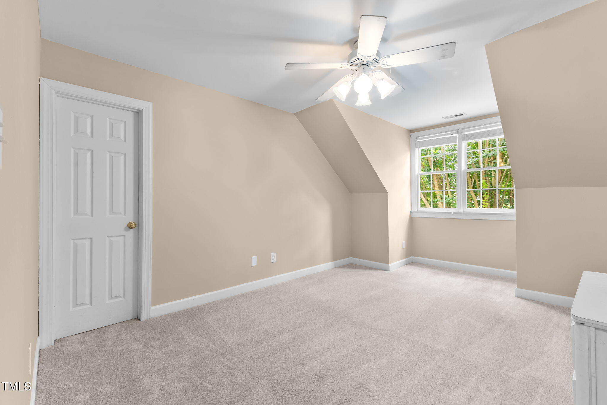 104 Crossway Lane
