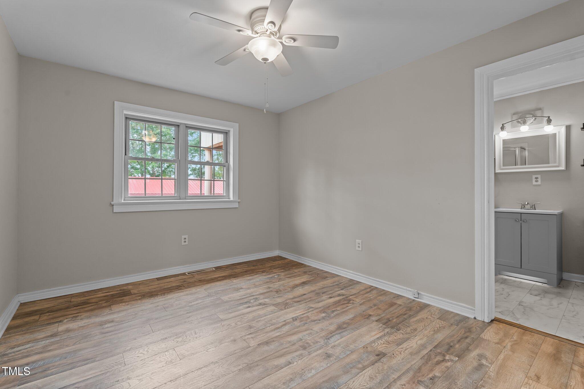 305 W Old Road