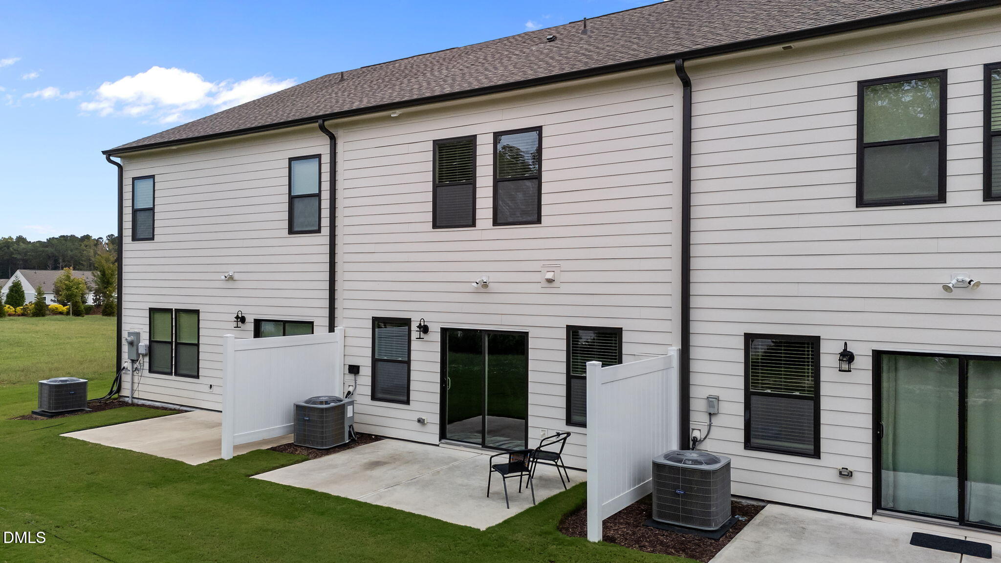 96 Periwinkle Place