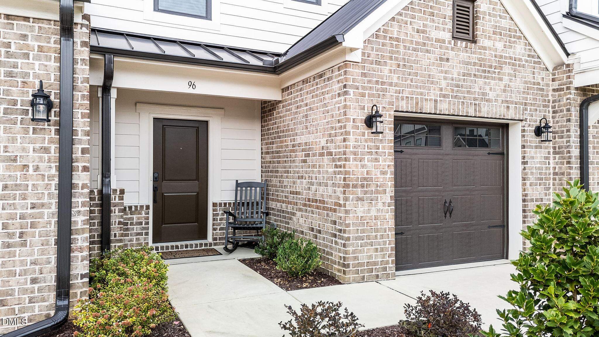 96 Periwinkle Place
