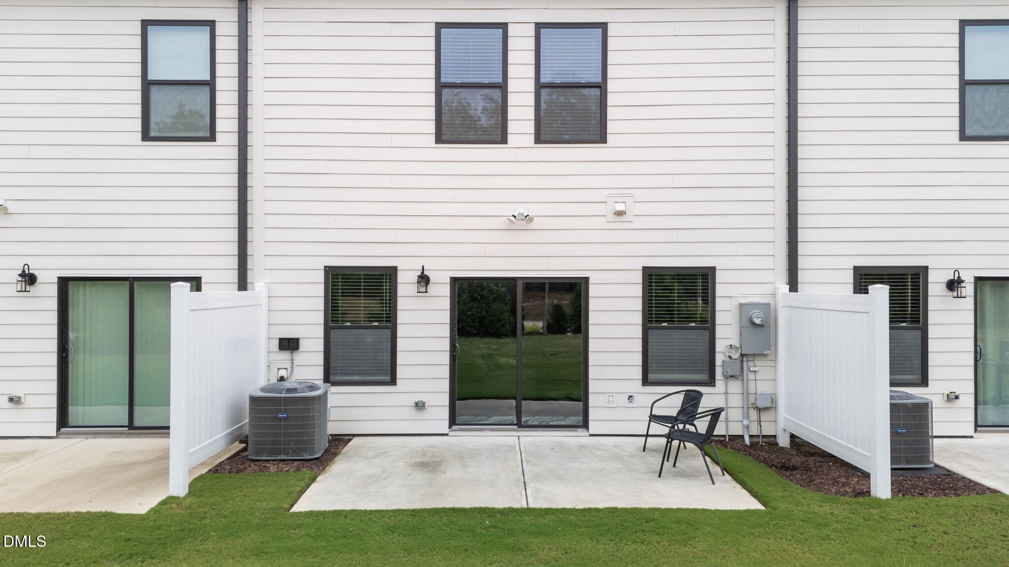 96 Periwinkle Place