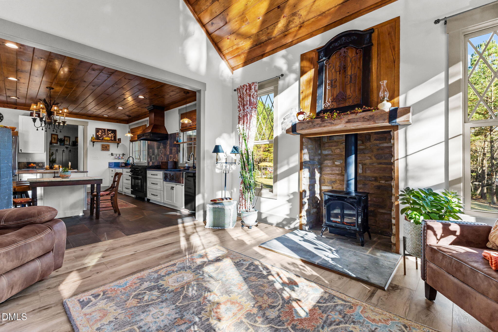 1008 Joe Collins Road