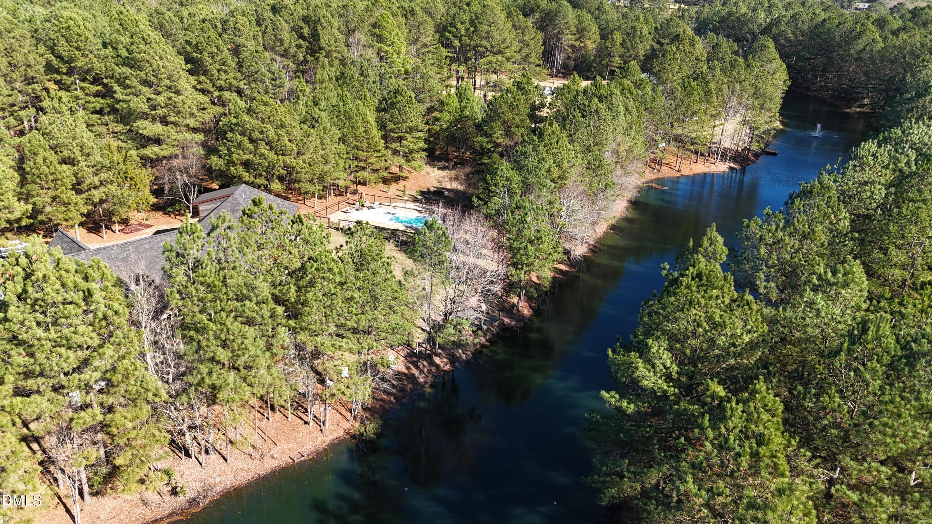 1008 Joe Collins Road