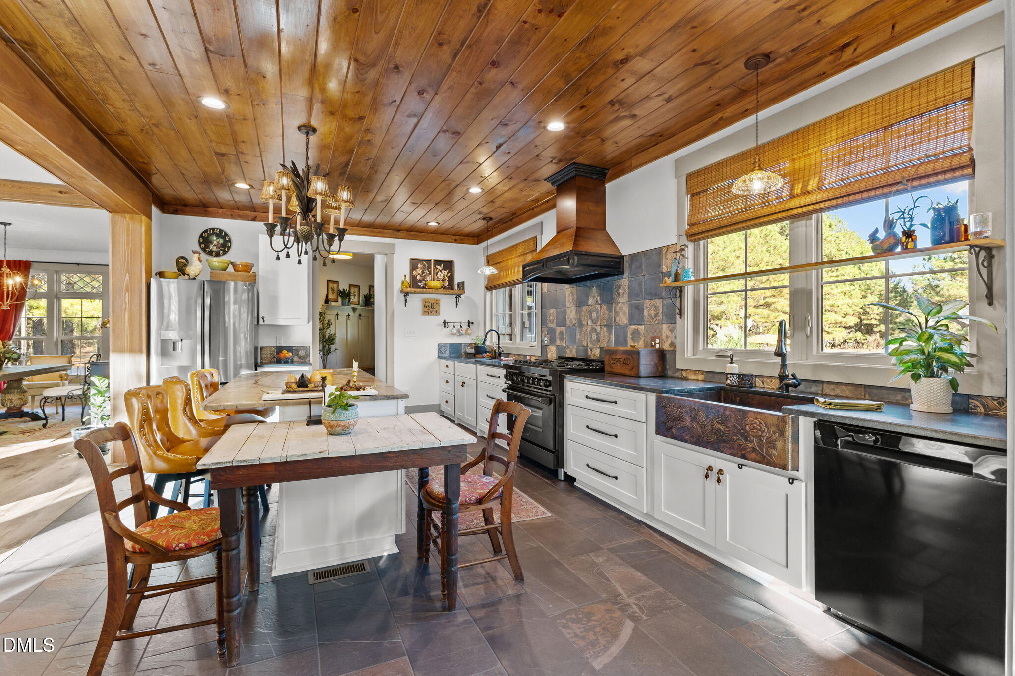 1008 Joe Collins Road