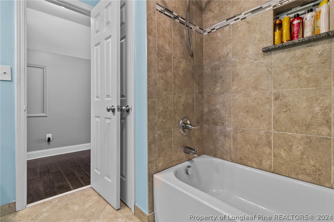 5135 Goshawk Drive