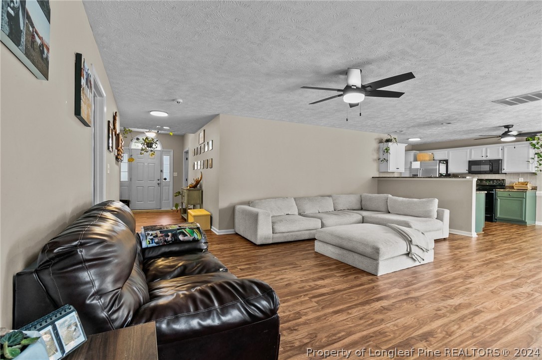 5135 Goshawk Drive