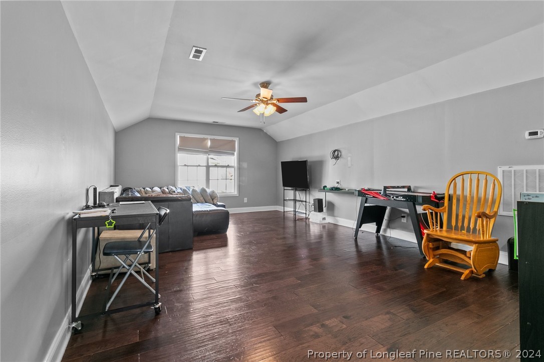 5135 Goshawk Drive
