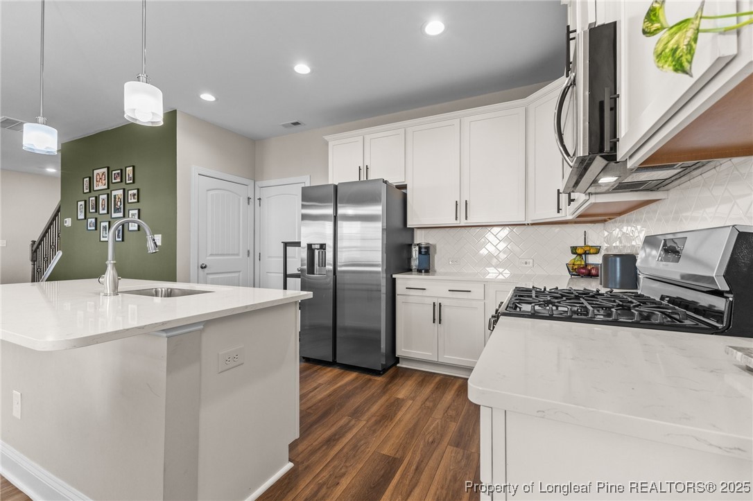 5361 Debut Avenue