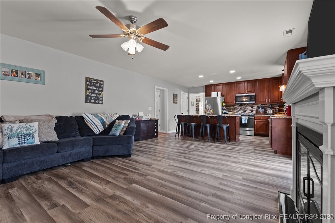 126 Thimbleweed Drive