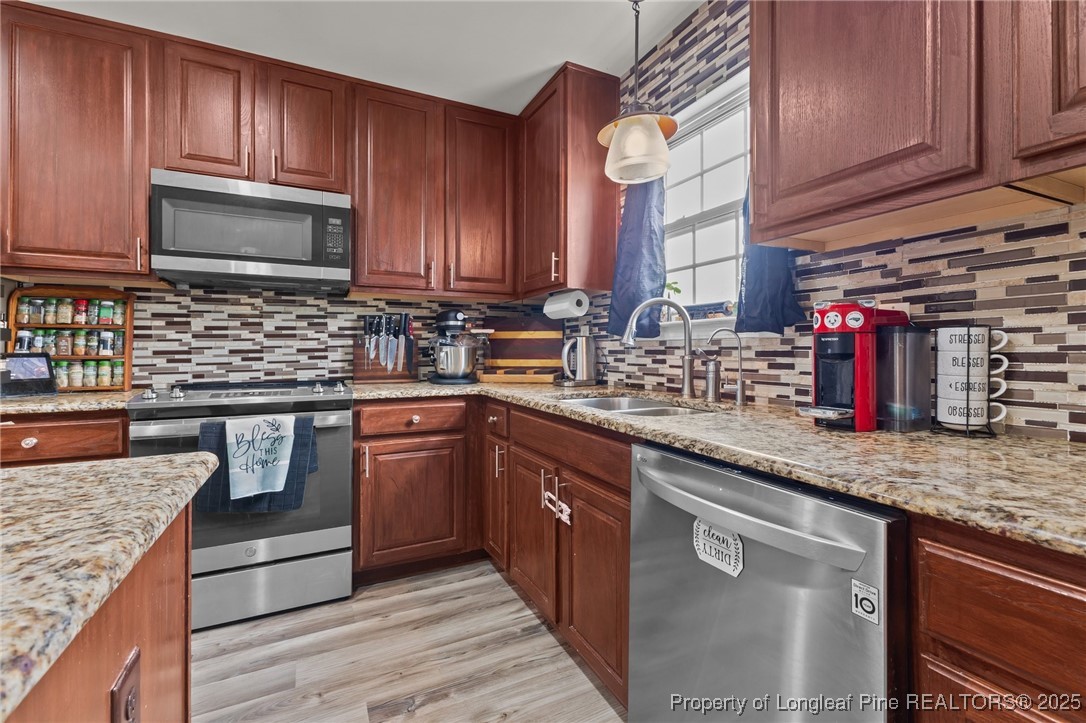 126 Thimbleweed Drive