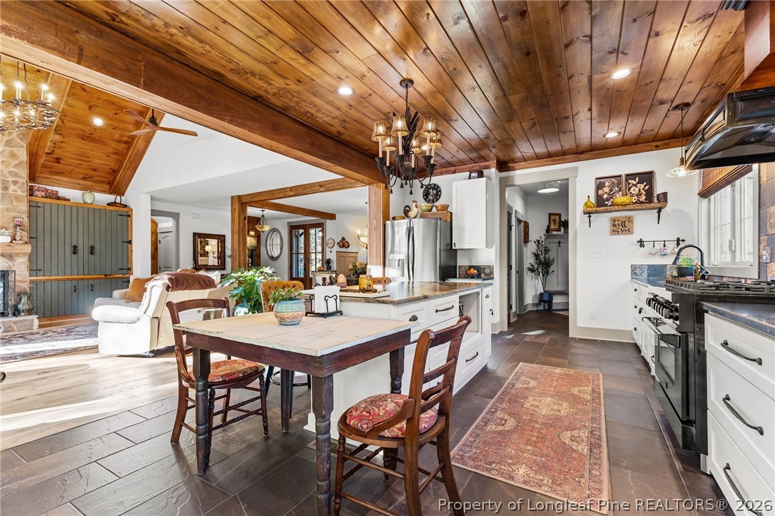 1008 Joe Collins Road