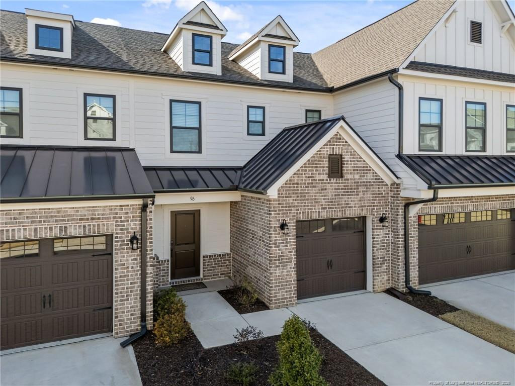 96 Periwinkle Place