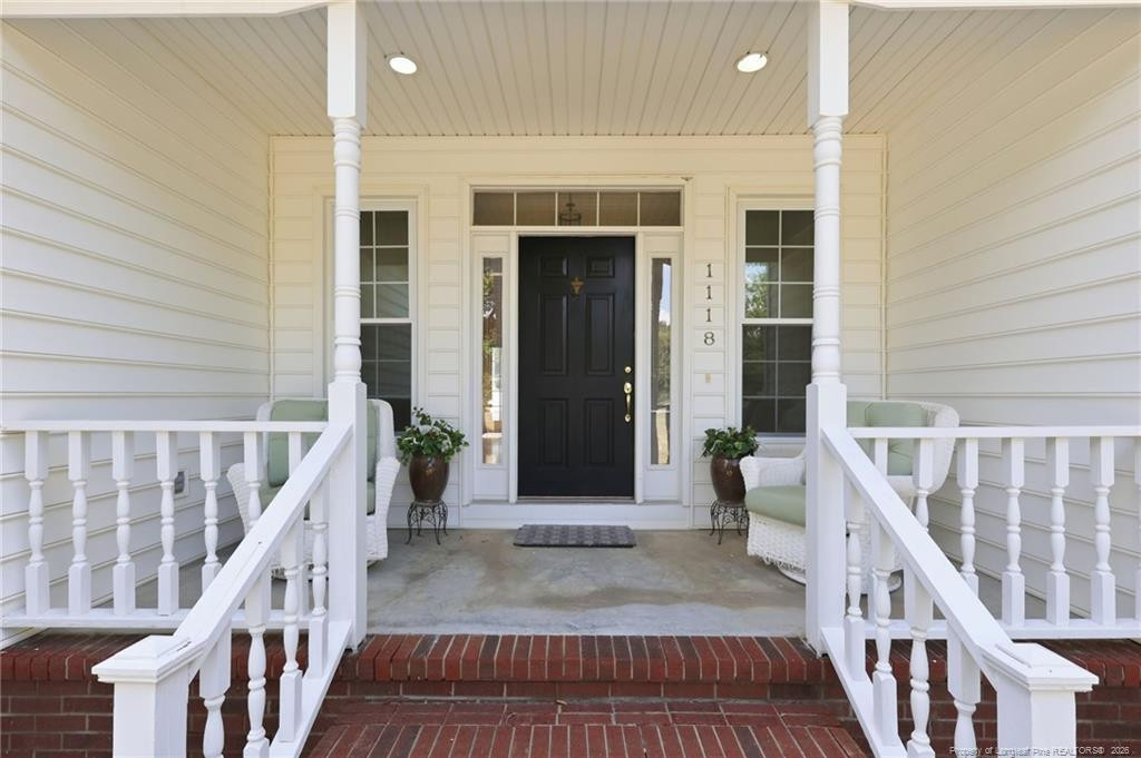 1118 Warren Road