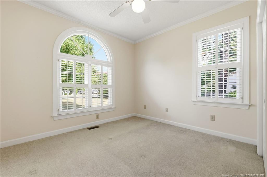 1118 Warren Road