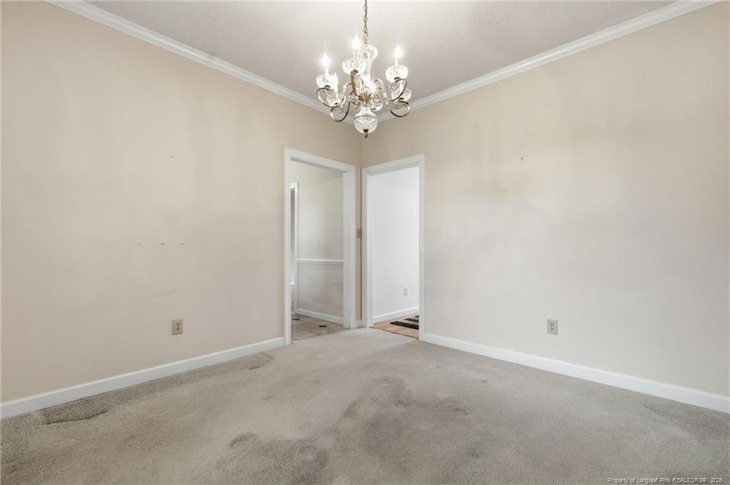 1118 Warren Road