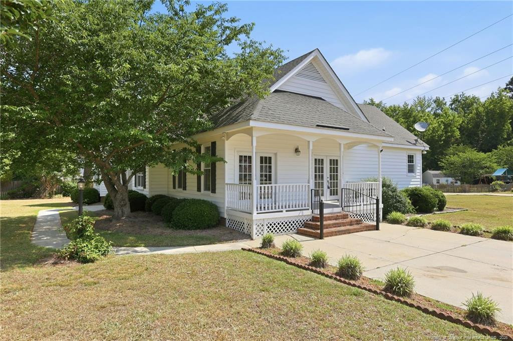 1118 Warren Road