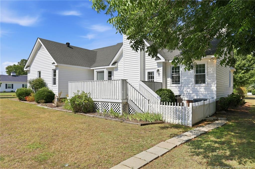 1118 Warren Road